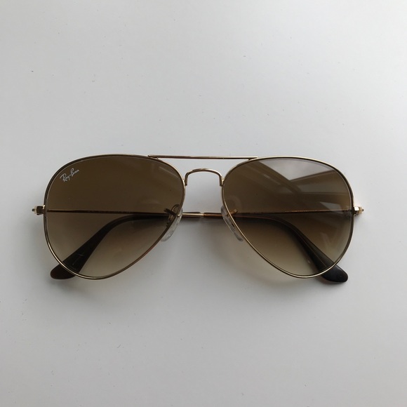 Ray-Ban Classic Aviator - Picture 2 of 4